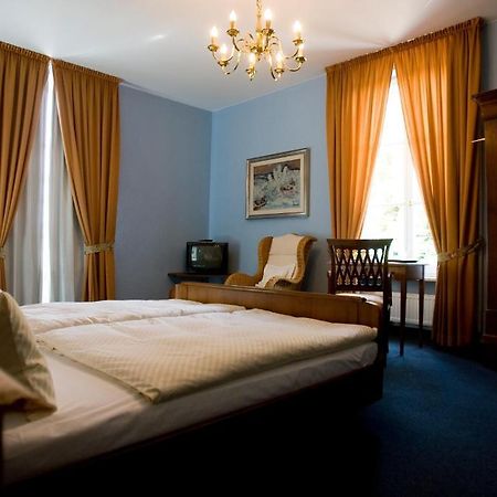 Hotel Restaurant Villa Fayence Валлерфанген Экстерьер фото